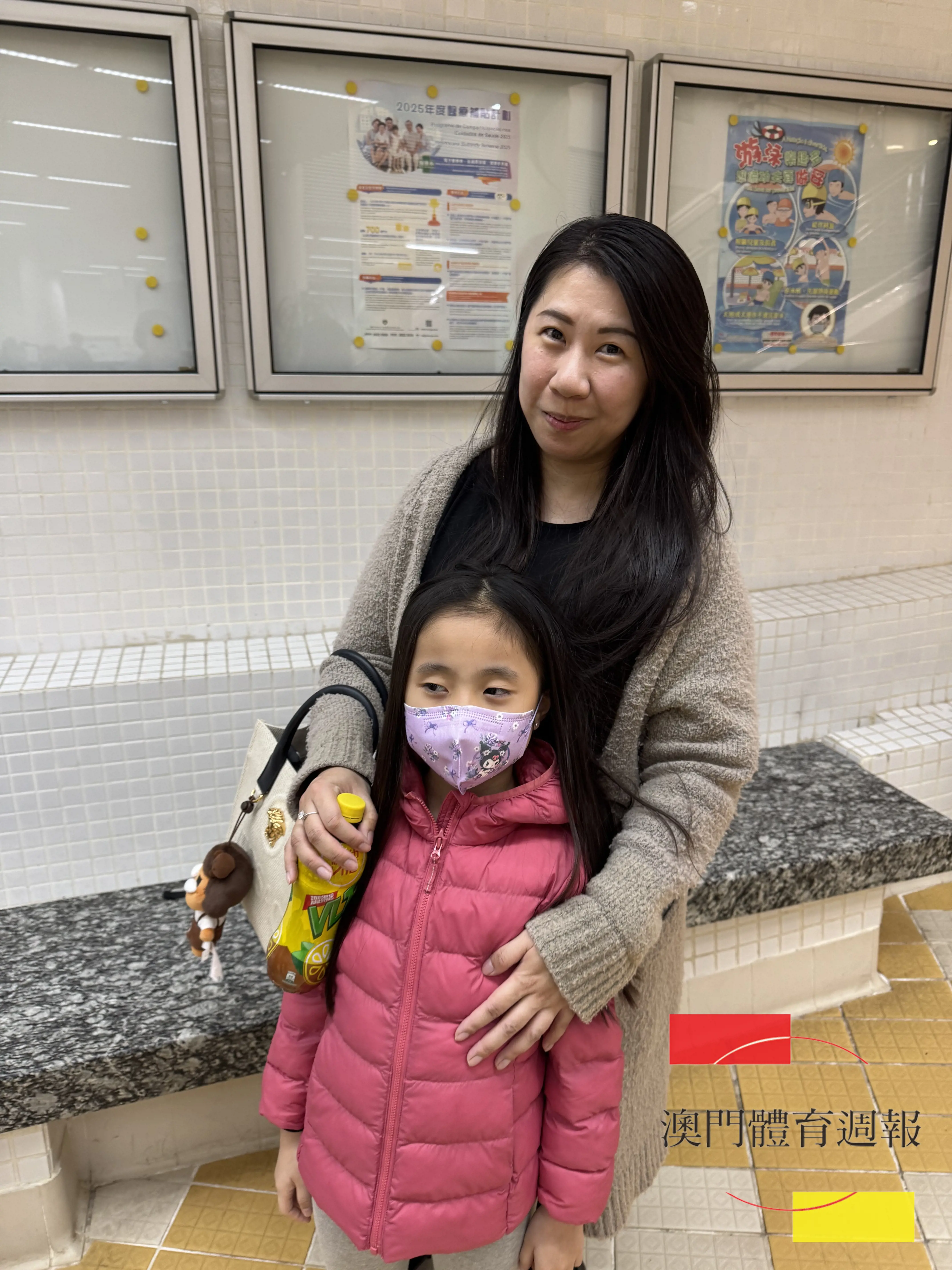 B5 A 吳太與家人來支持兒子演出.jpg